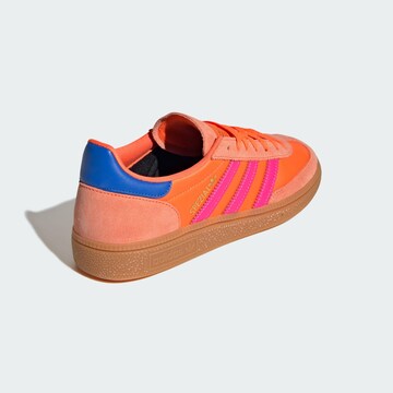 ADIDAS ORIGINALS Низкие кроссовки 'Handball Spezial' в Оранжевый