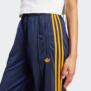 ADIDAS ORIGINALS Широкий Спортивные штаны 'Adicolor Classic Firebird' в Синий