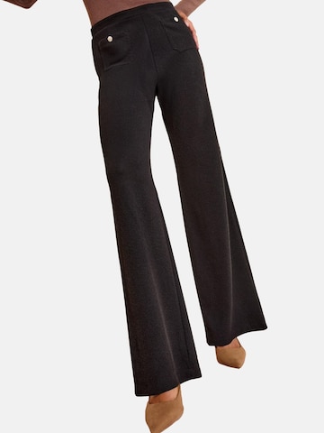 Friends Like These Flared Hose in Schwarz: Vorderseite