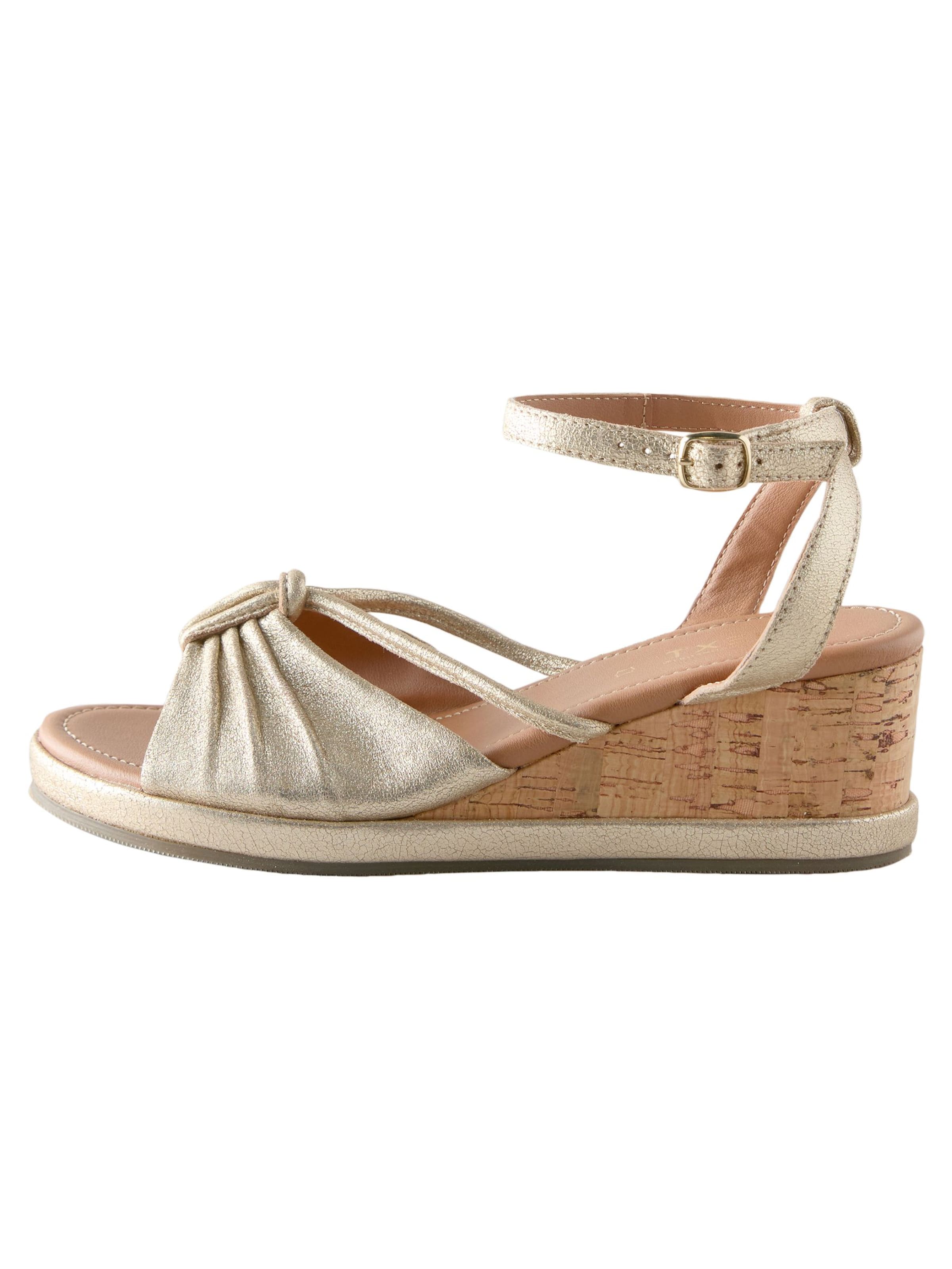 Sandalo &#x27;Forever Comfor&#x27; di Next in oro: frontale