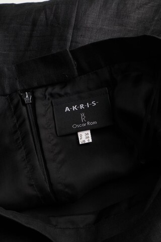 AKRIS Skirt in S in Black