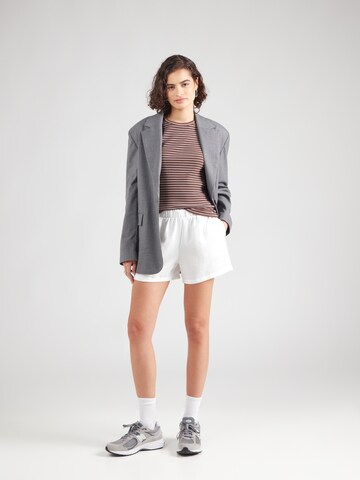 VERO MODA Свободный крой Штаны 'VMMelaney' в Белый