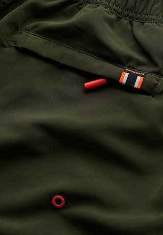 Boardshorts Superdry en vert