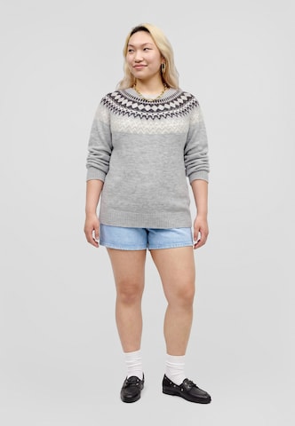 Vero Moda Curve - Jersey 'VMCSimone' en gris