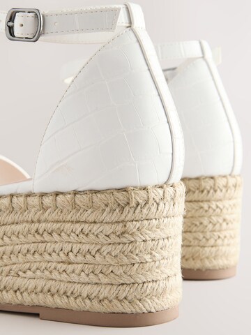 Next Босоножки с ремешком 'Forever Comfort®' в Белый