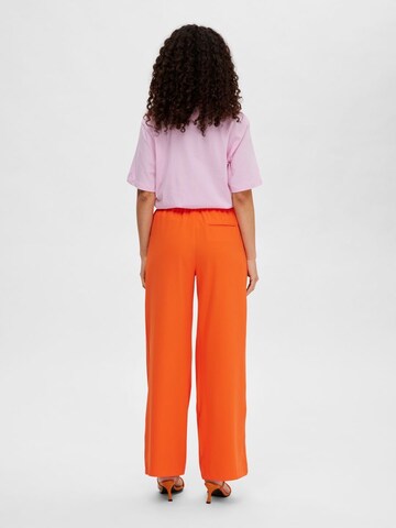 SELECTED FEMME Loose fit Trousers 'TINNI' in Orange