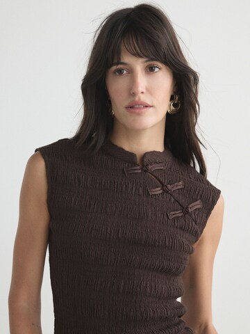 Next Bluse i brun