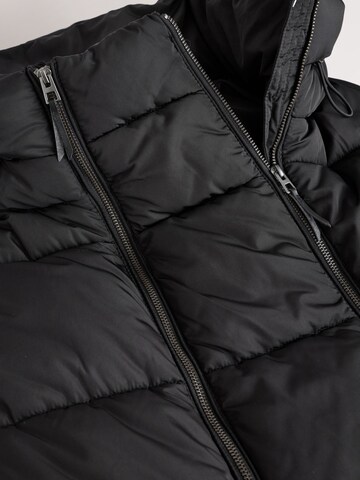 Cappotto invernale di Next in nero