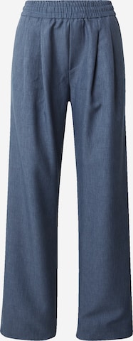 TOPSHOP Wide leg Pleat-Front Pants in Blue: front