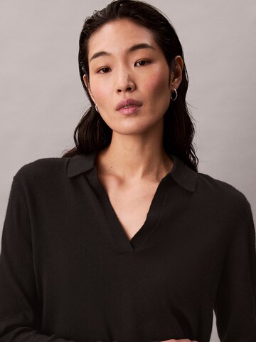 Calvin Klein Sweater in Black