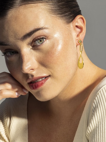 Luxenter Earrings 'Nkara' in Gold: front