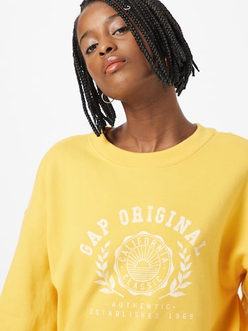 GAP Sweatshirt in Geel