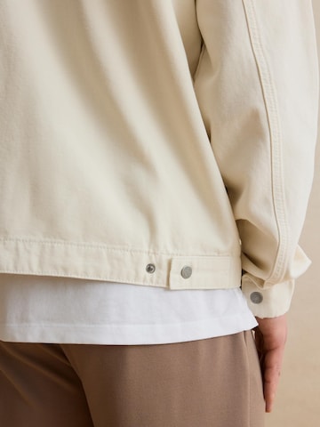 Veste mi-saison 'Laurenz' DAN FOX APPAREL en blanc