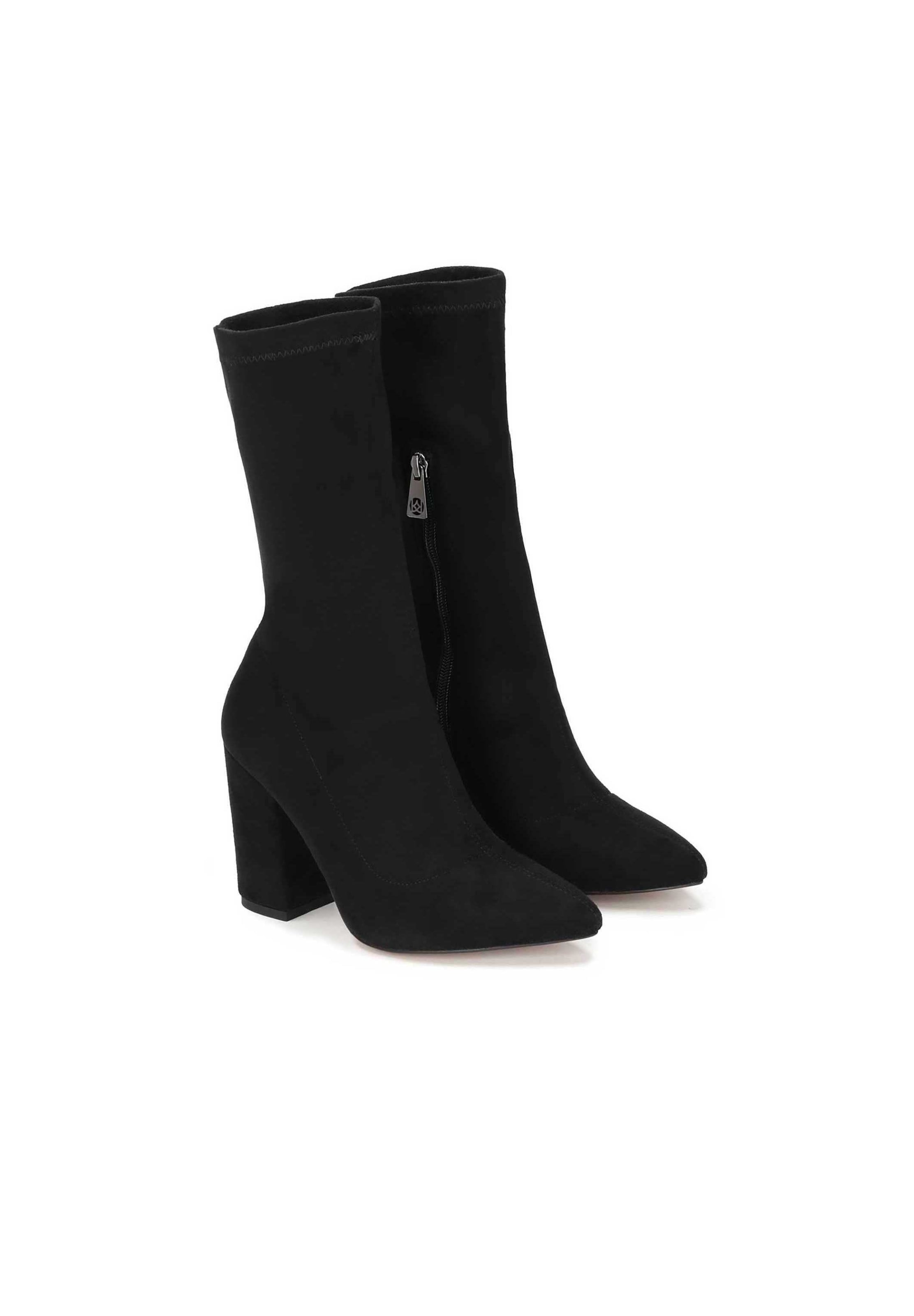 Kazar Boots in Black