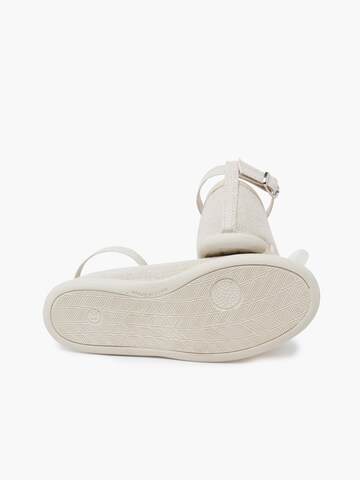 Pisamonas - Bailarina en beige