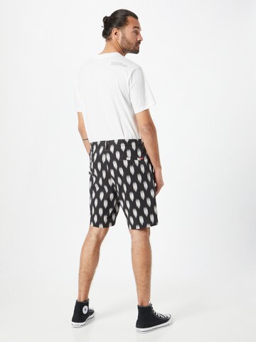 LEVI'S ® Regular Chino 'XX Chino EZ Short' in Zwart