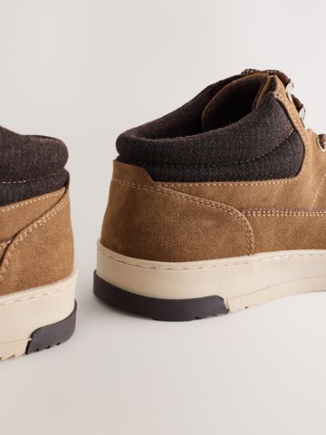 Next Schnürboots in Braun