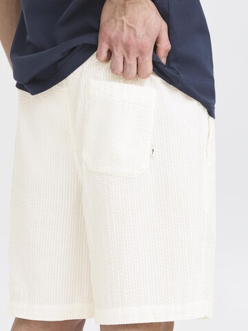 Regular Pantalon ' SDLIAM ' !Solid en blanc