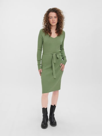 VERO MODA Gebreide jurk 'Gold' in Groen