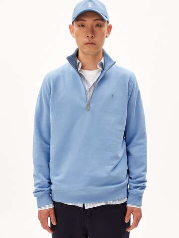 ARMEDANGELS Sweatshirt 'WAARLO COMFORT' in Blau: Vorderseite