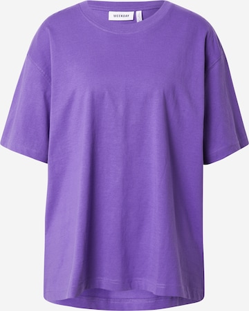 WEEKDAY Koszulka oversize w kolorze fioletowy: przód