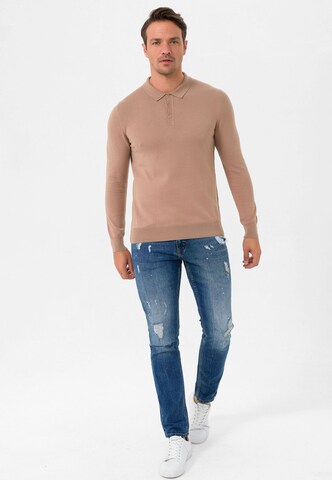 Jimmy Sanders Sweater in Beige