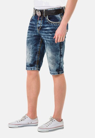 CIPO & BAXX Regular Jeansshorts in Blau