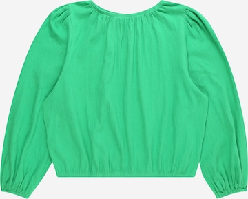 The New Shirt 'Jia' in Groen