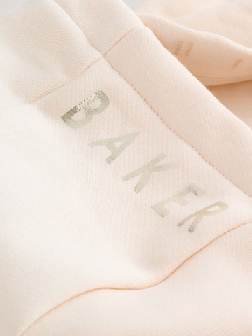 smėlio Baker by Ted Baker Rinkinys