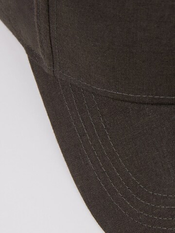 IUMAN Intimissimi Cap in Brown