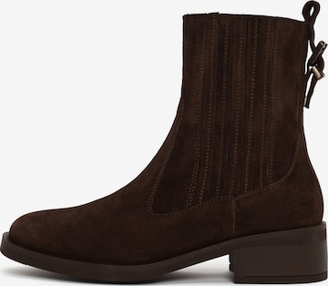 Derimod - Botas Chelsea en marrón: frente