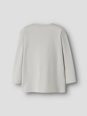 Tricou 'NMMVILIAN' de la NAME IT pe gri