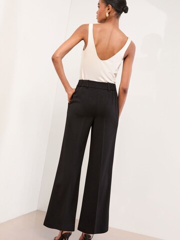 Wide Leg Pantalon à pince Lipsy en noir