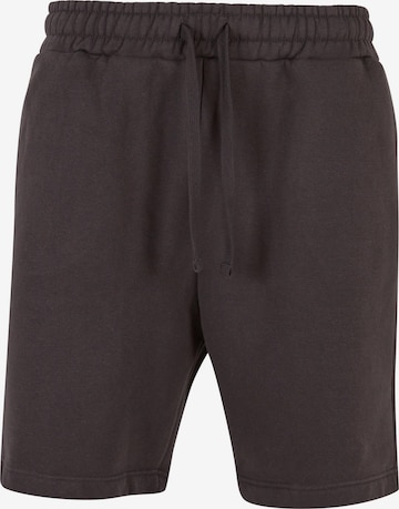 2Y Studios Regular Cargo Pants in Black: front