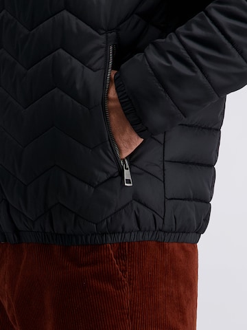 PIERRE CARDIN Between-season jacket in Black