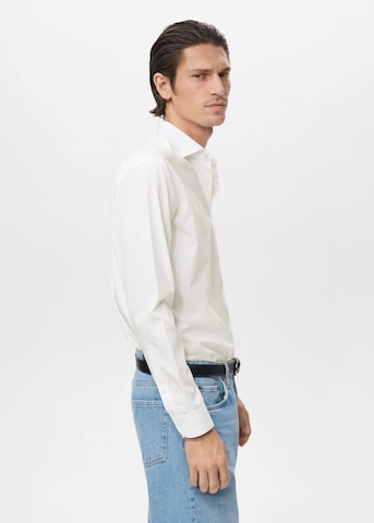 MANGO MAN Slim fit Button Up Shirt 'Bilbao' in White