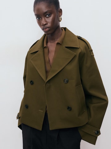 MANGO Between-seasons coat 'HABANA' in Green: front