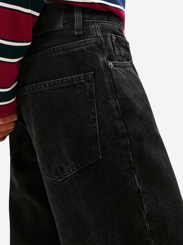 Tommy Jeans Wide leg Jeans 'DW0DW22525' in Zwart