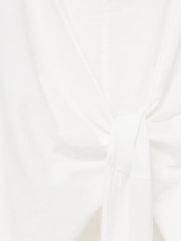 Chemisier Pull&Bear en blanc