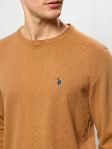 U.S. POLO ASSN. Neulepaita ' UMAdair ' värissä oranssi: etupuoli