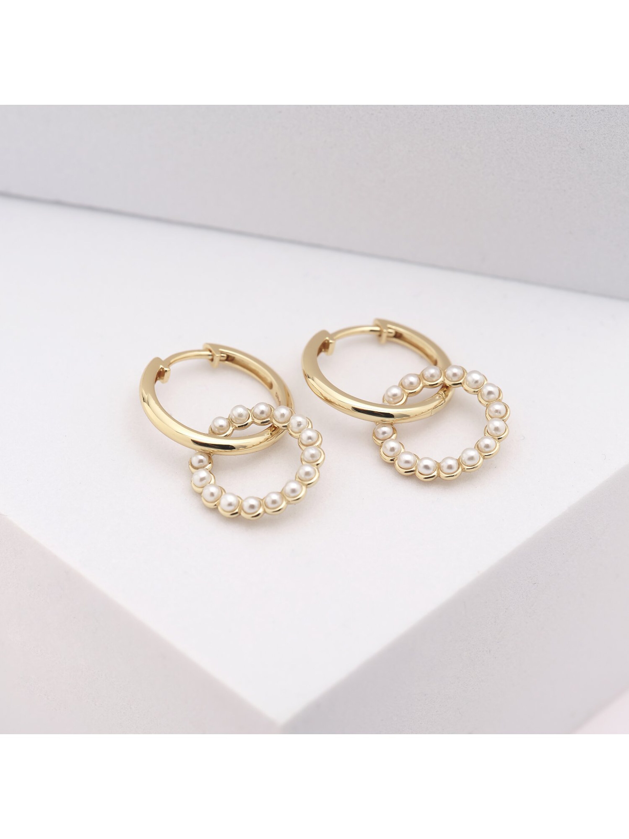 CHRIST Ohrringe in Gold