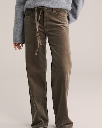 WE Fashion Обычный Штаны в Зеленый: спереди