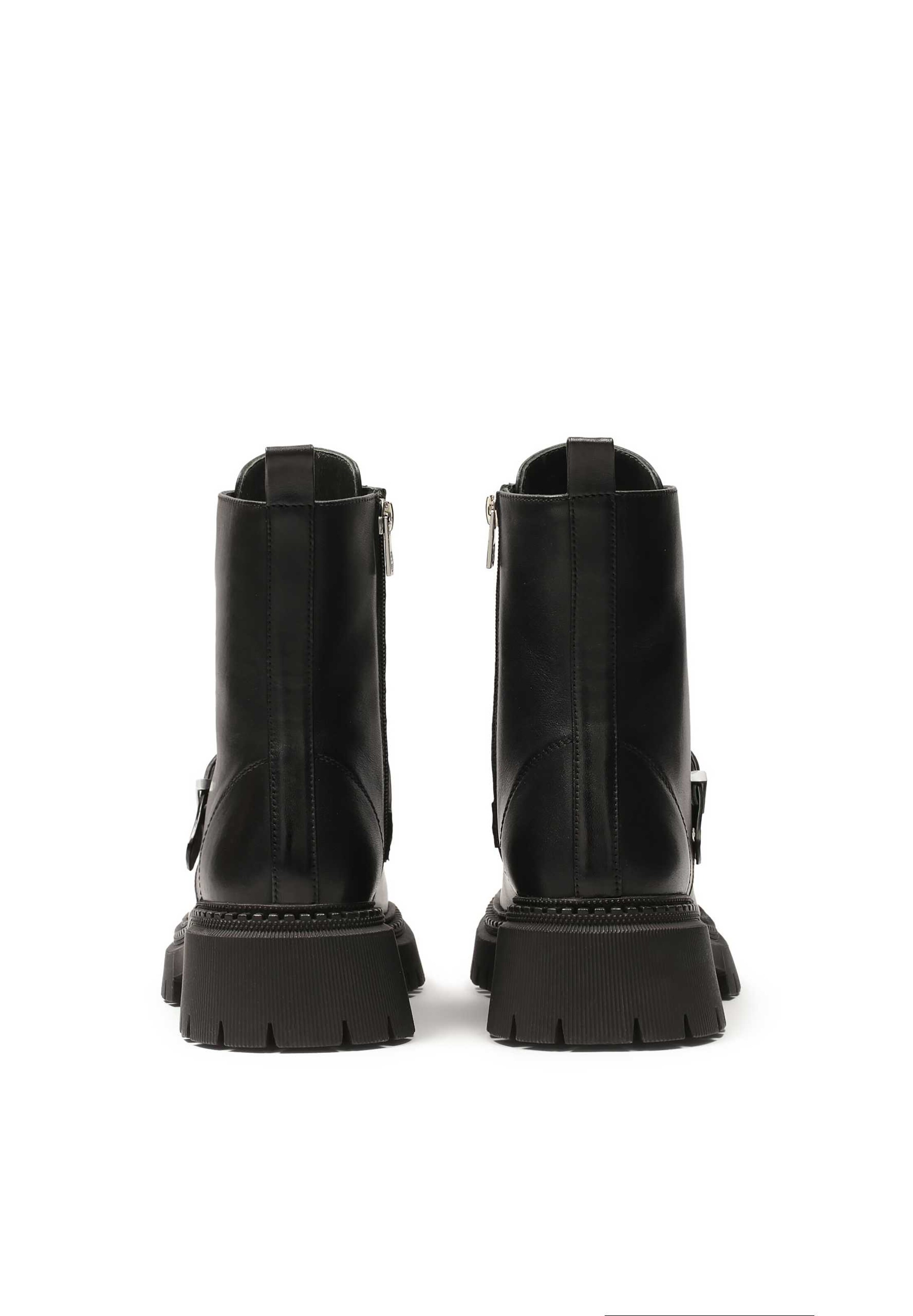 melns Kazar Sienamie zābaki