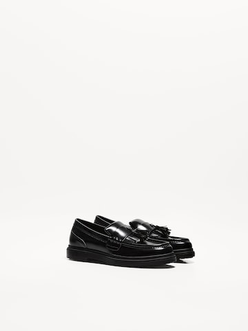 Bershka Moccasin in Black