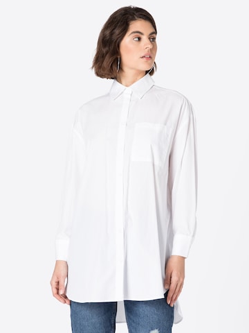 Warehouse Blouse in Wit: voorkant