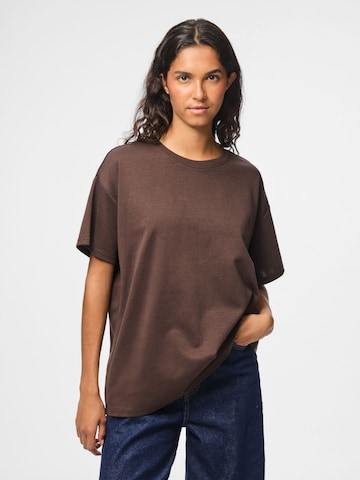 PIECES - Camiseta 'PCSKYLAR' en marrón: frente