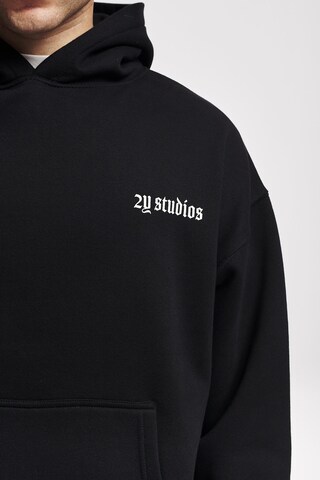2Y Studios Sweatshirt 'Razor' in Zwart