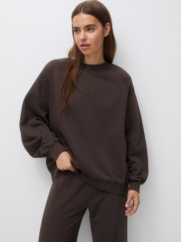 Pull&Bear Sweatshirt i brun: framsida