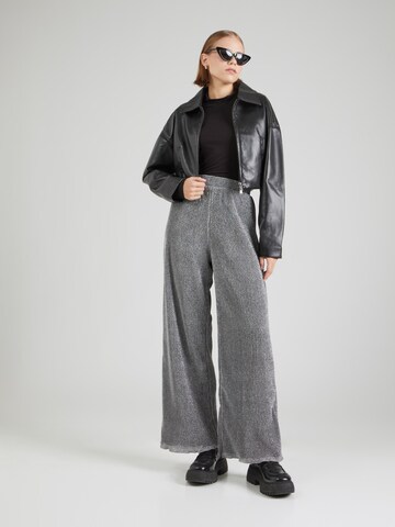 PIECES Wide leg Trousers 'PCROYA' in Silver