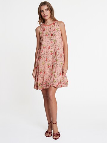Ana Alcazar Kleid 'Wavine' in Pink